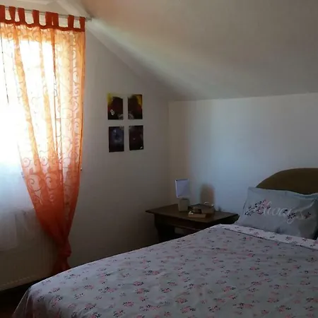 Apartman Nora