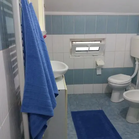 Апартаменты Apartman Nora
